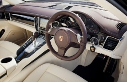 Porsche Panamera Diesel, interior